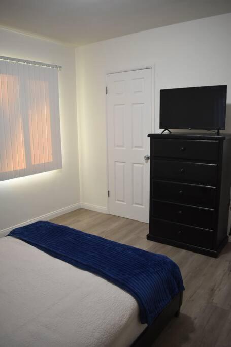 Long Beach Cozy Remodled Home Экстерьер фото